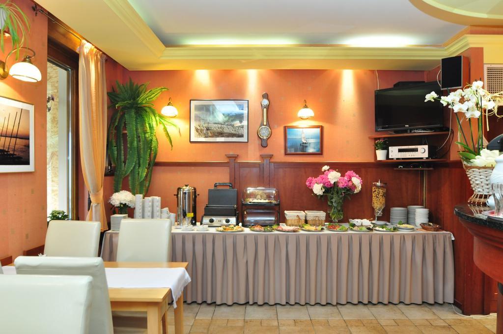 Aparthotel Mikolajki Kültér fotó